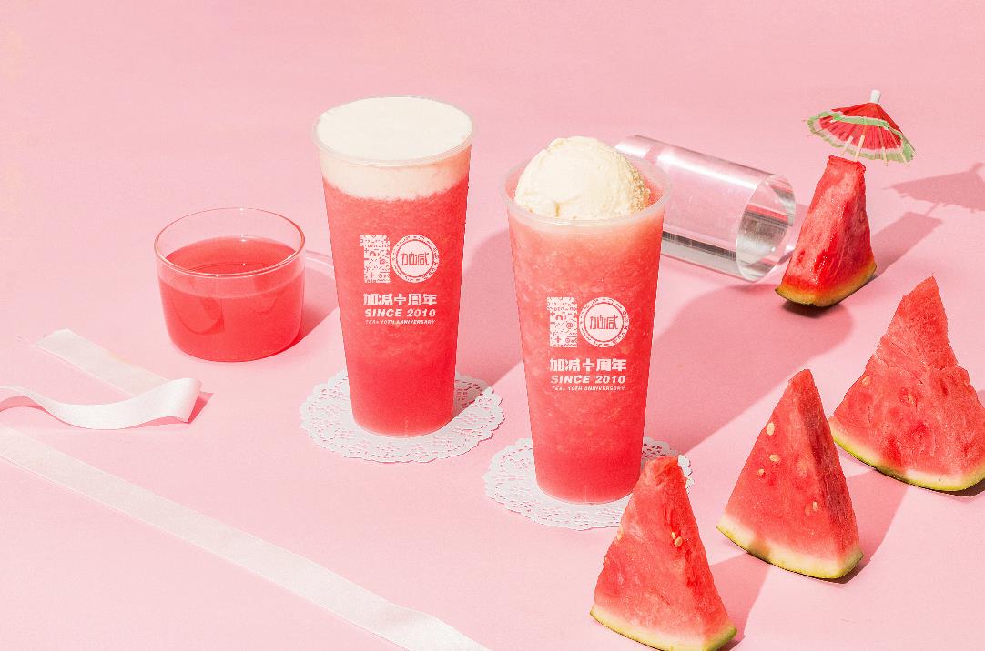 这个夏天 ，yh86银河·国际茶饮以产品决胜，当红不让 ！